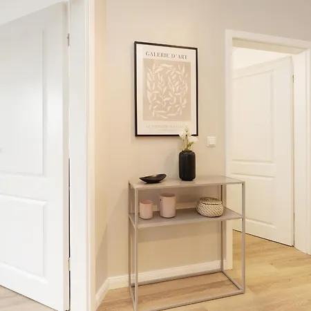 Commodore Meerfreude Apartament