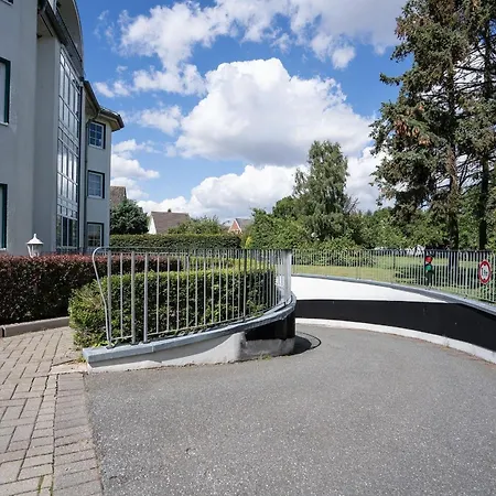 Commodore Meerfreude Apartman